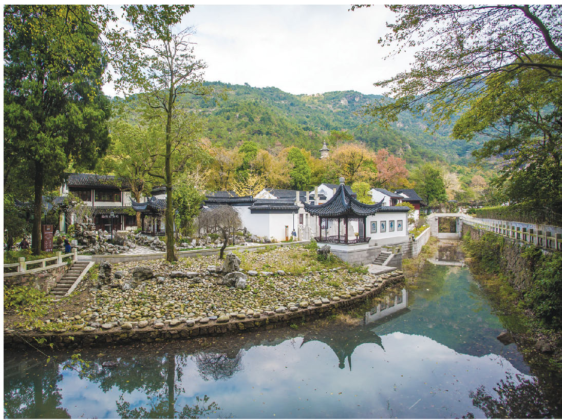 九峰山下游人醉-今日黄岩