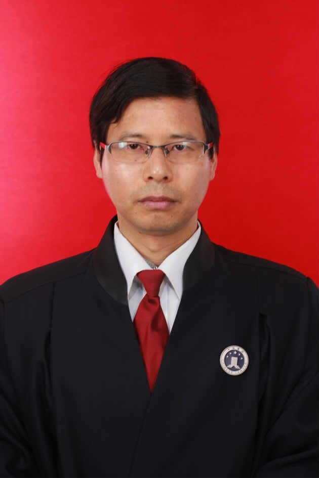 吴伟华