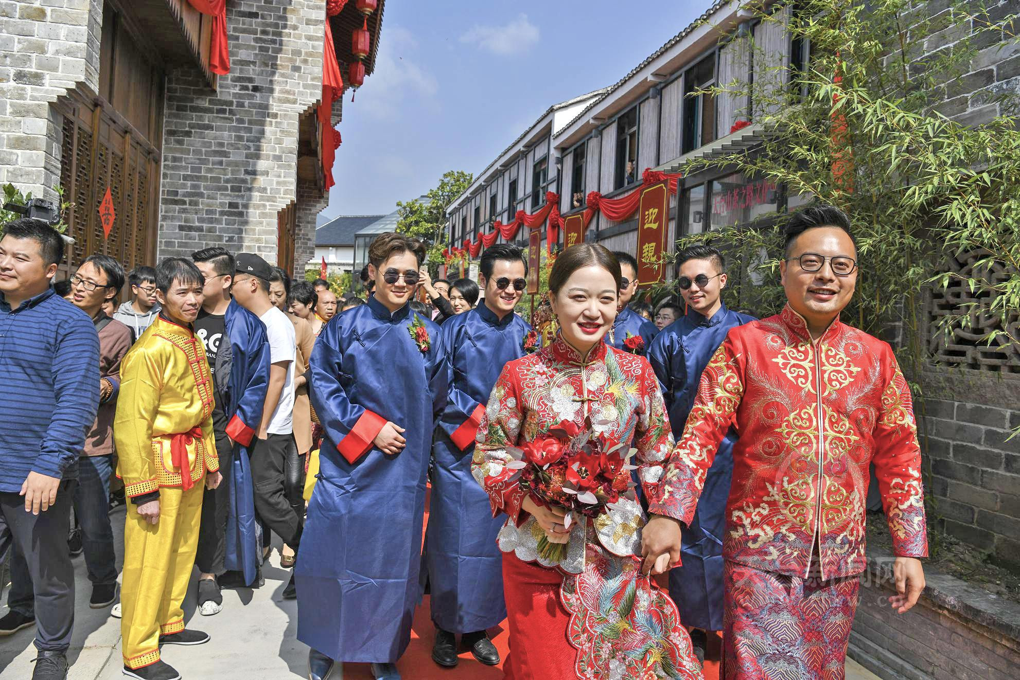 传统婚典重现天台山和合堂