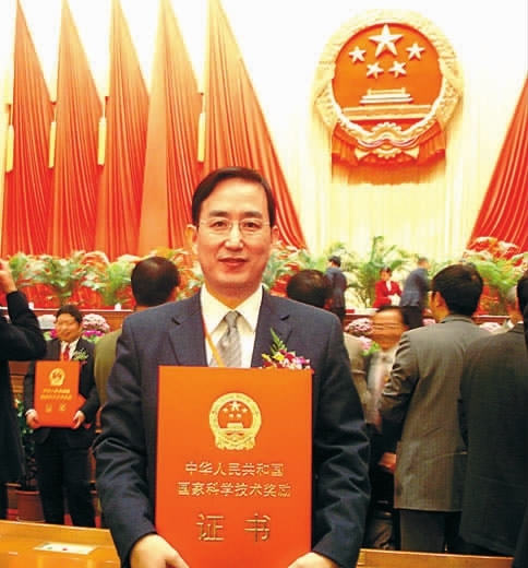 上海光机所是我国最早获得硕士,博士学位授予权和首批建立博士后流动