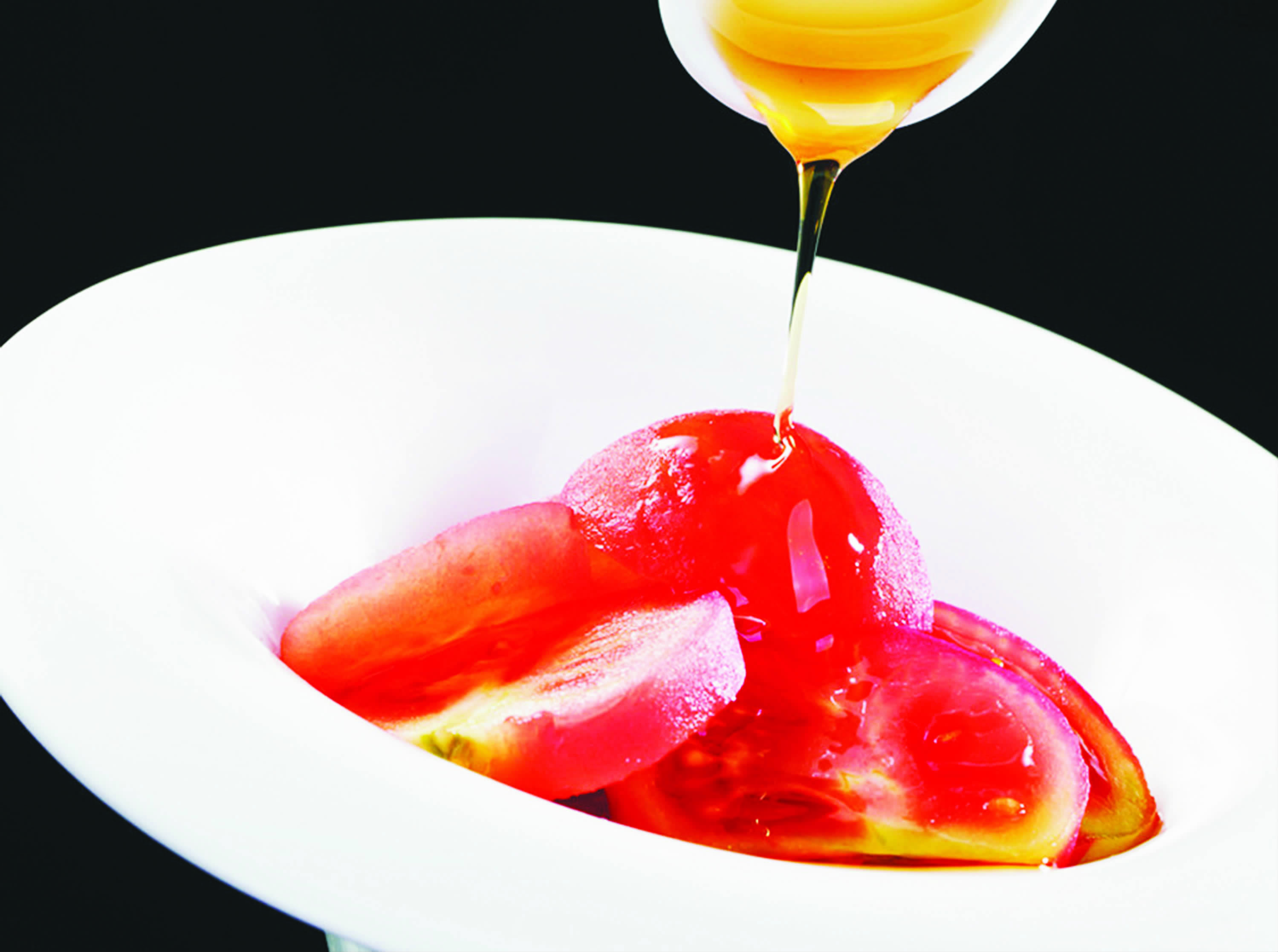 凉拌番茄加蜂蜜更健康夏季吃西红柿的几大禁忌