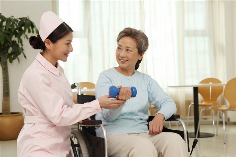 50万年薪难觅养老院院长养老产业的人有多难招