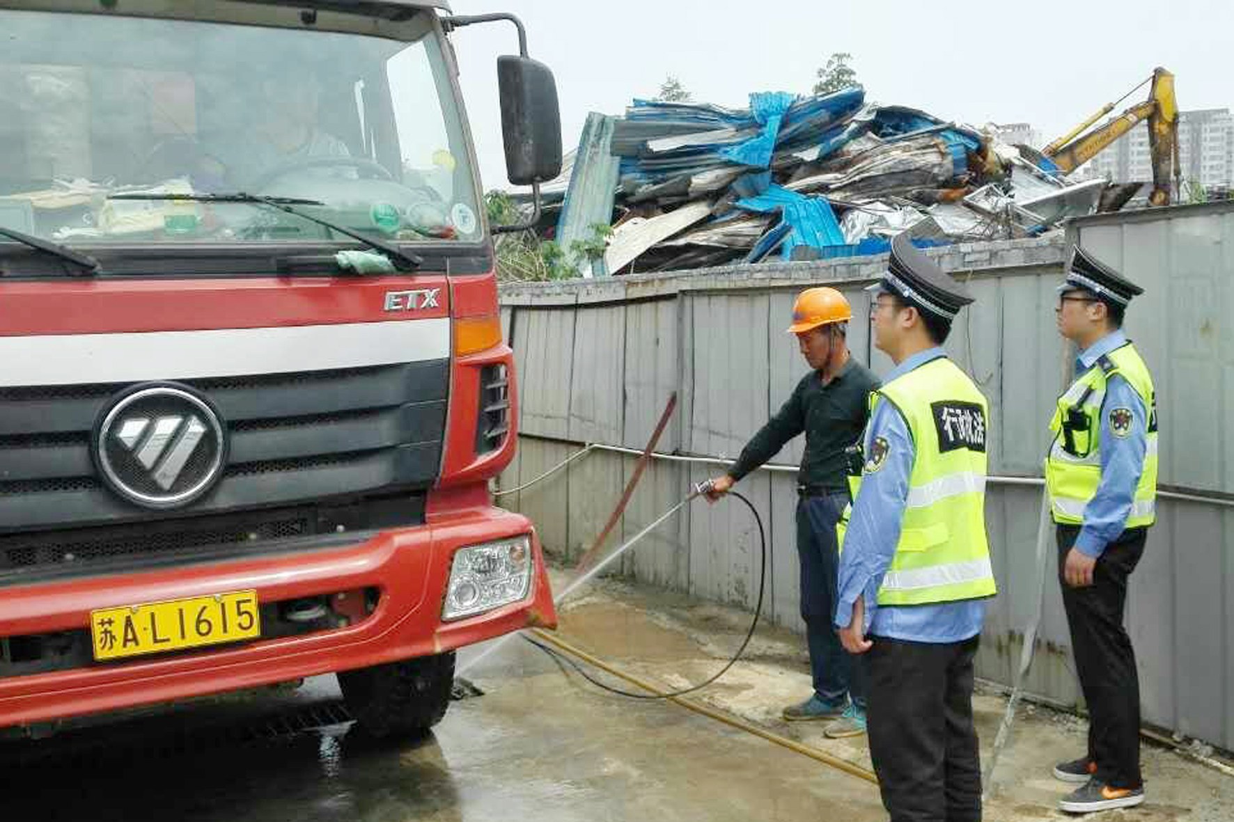 重拳整治渣土運輸