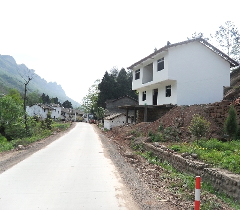 青川县金子山乡明山公路灾后路面整治工程,总长15