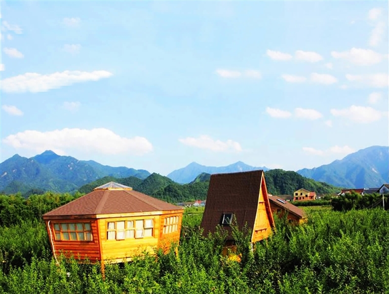 "迷亚罗"农庄走果园休闲旅游之路