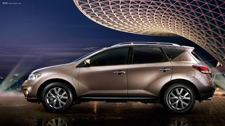 东风日产豪华跑车型suvmurano楼兰正式上市