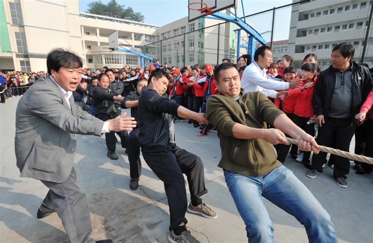 25日,昌化鎮第三屆全民運動會在昌化職業高中舉行,來自村,企業18支