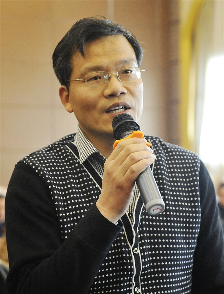 政协委员建言献策三个年活动