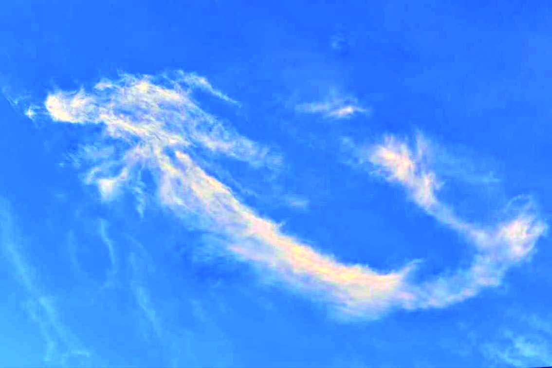 形态各异的云图片