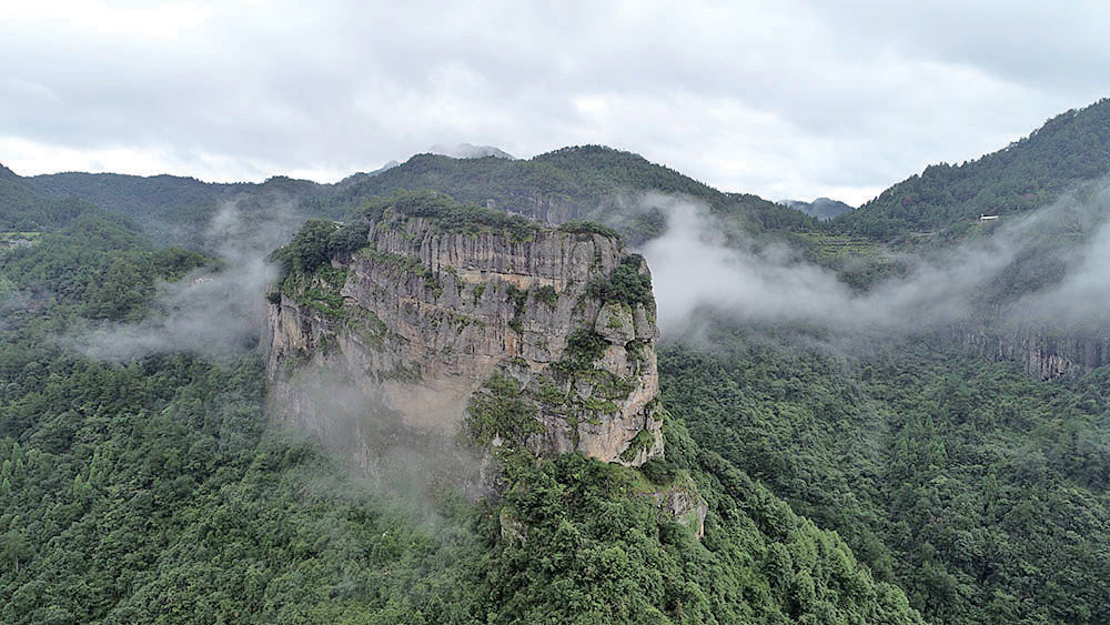 石斑岩