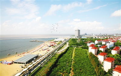 金山城市沙滩金山城市沙滩金山,具有悠久的海洋历史和海洋文化.
