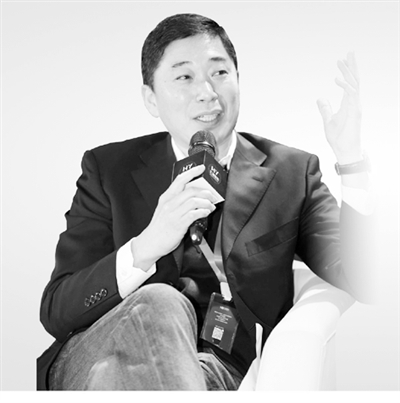 王熙,1985年毕业于清华大学自动化系,"中国大陆留学生纳斯达克第夜缮