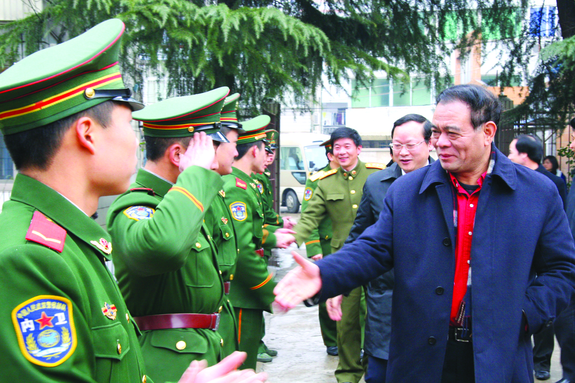 佳节即将来临,1月22日,市领导崔国伟,史志军,袁再保,徐祖兴,狄立新