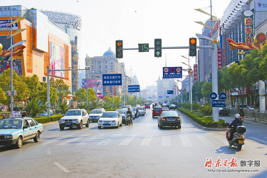 人民路与江海路口以东地段今昔对比