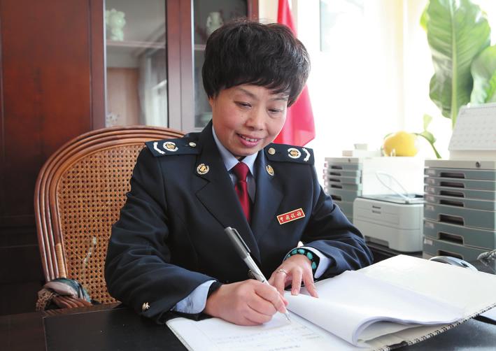 领导访谈黄美琴不断提升国税服务地方发展作用