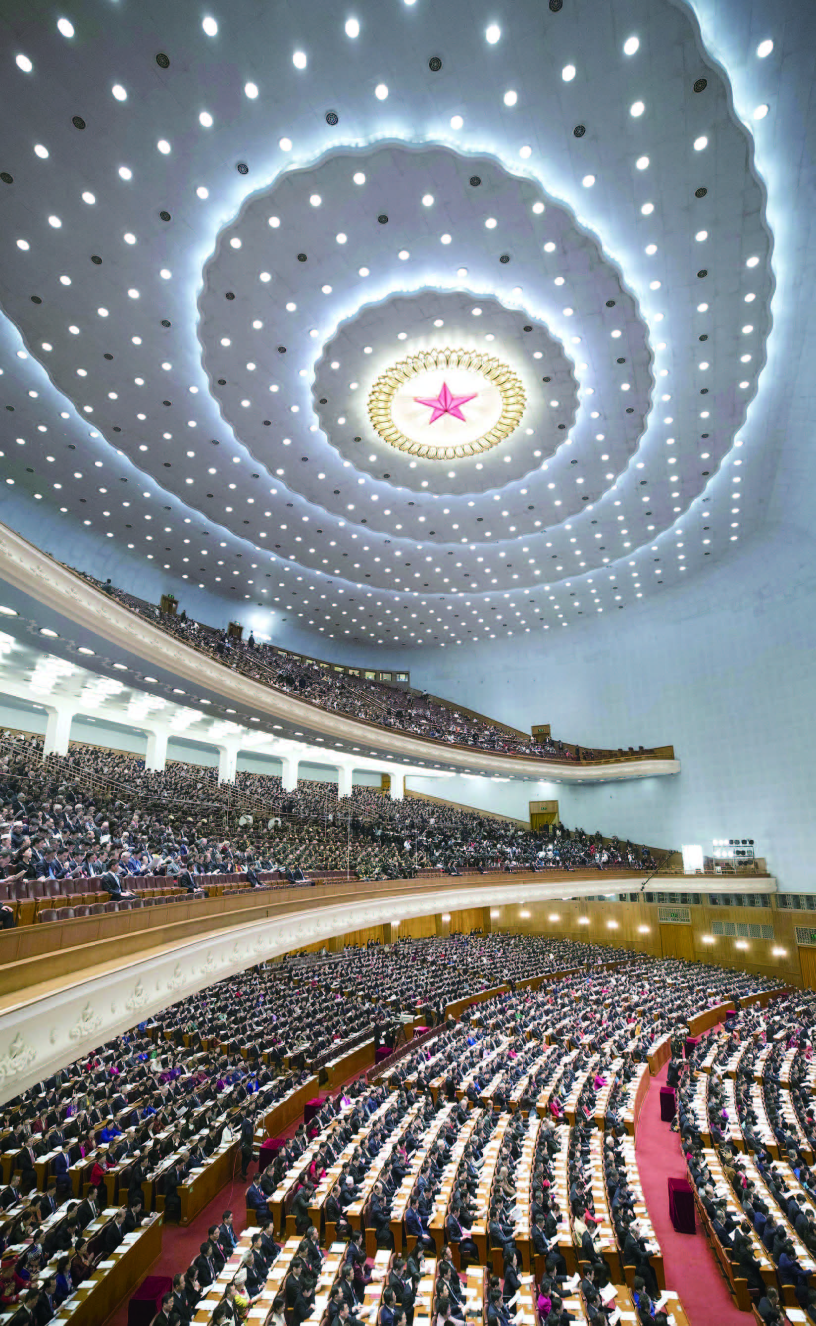 3月5日,第十三届全国人民代表大会第一次会议在北京人民大会堂开幕