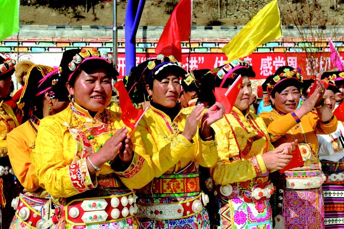 小金县舞蹈（小金县那边

好耍）《小金县哪里好耍》