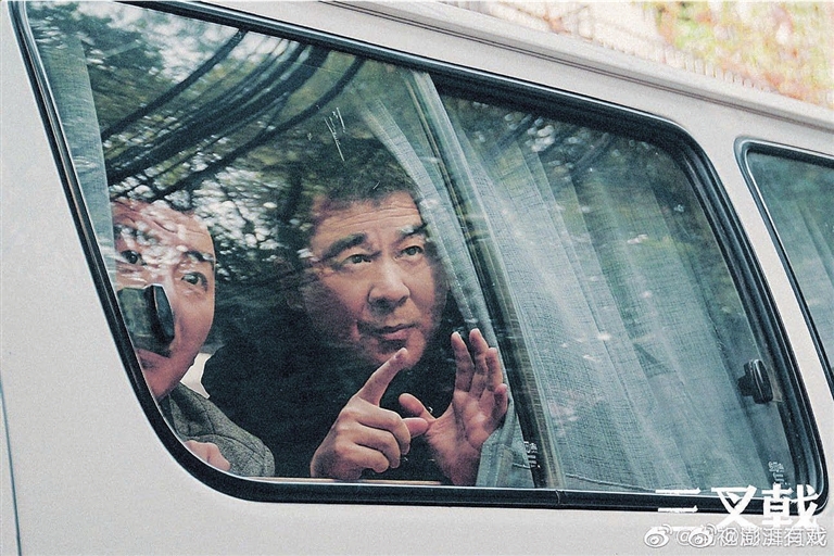 陈建斌大器晚成才知足