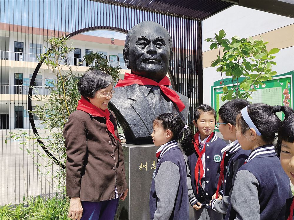 程开甲女儿程漱玉回乡探忆